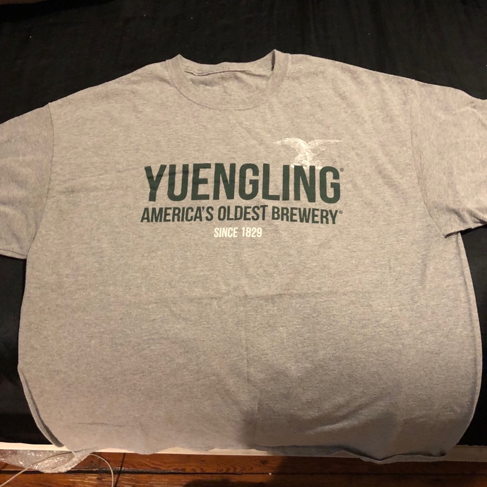 Yuengling Brewery Tee Shirt, Gray Large 🚹
